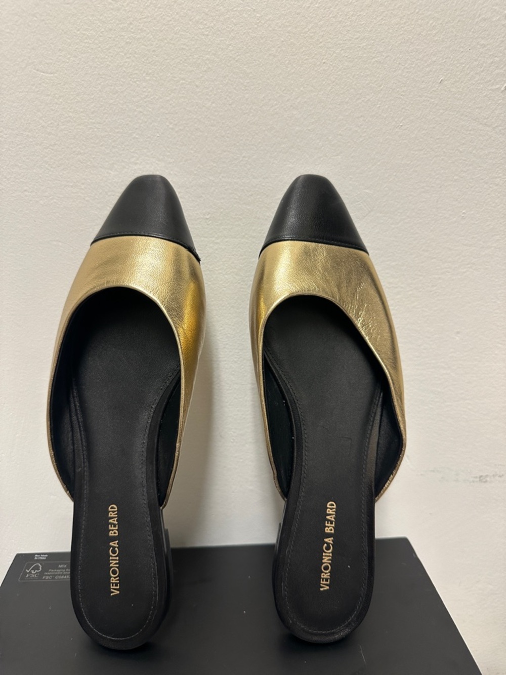 Veronica Beard Carlotta Metallic Gold and Black Leather Slip-On Mules, so comfy - Picture 3 of 9